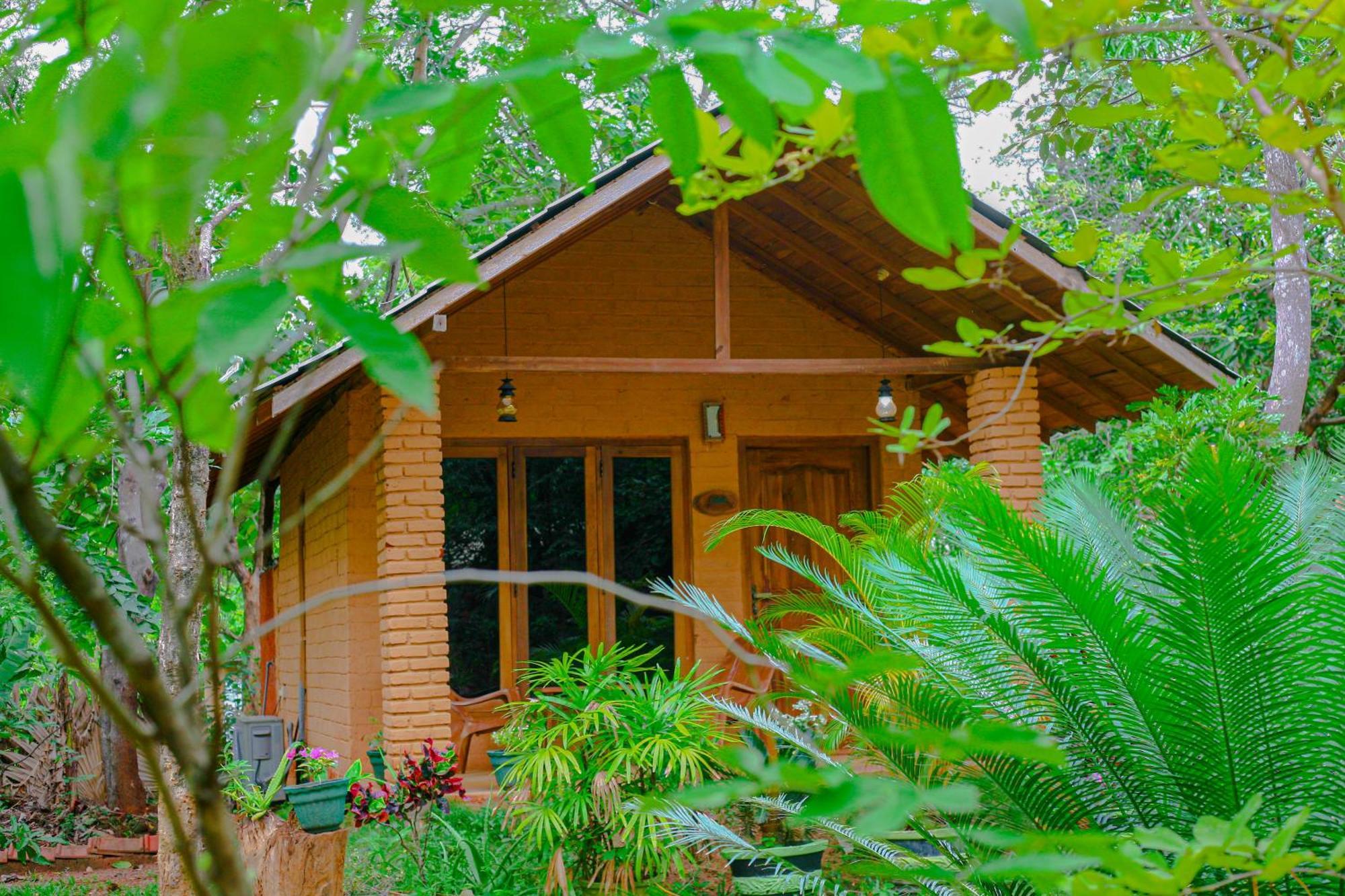 Lotus Eco Villa Sigiriya Exterior photo