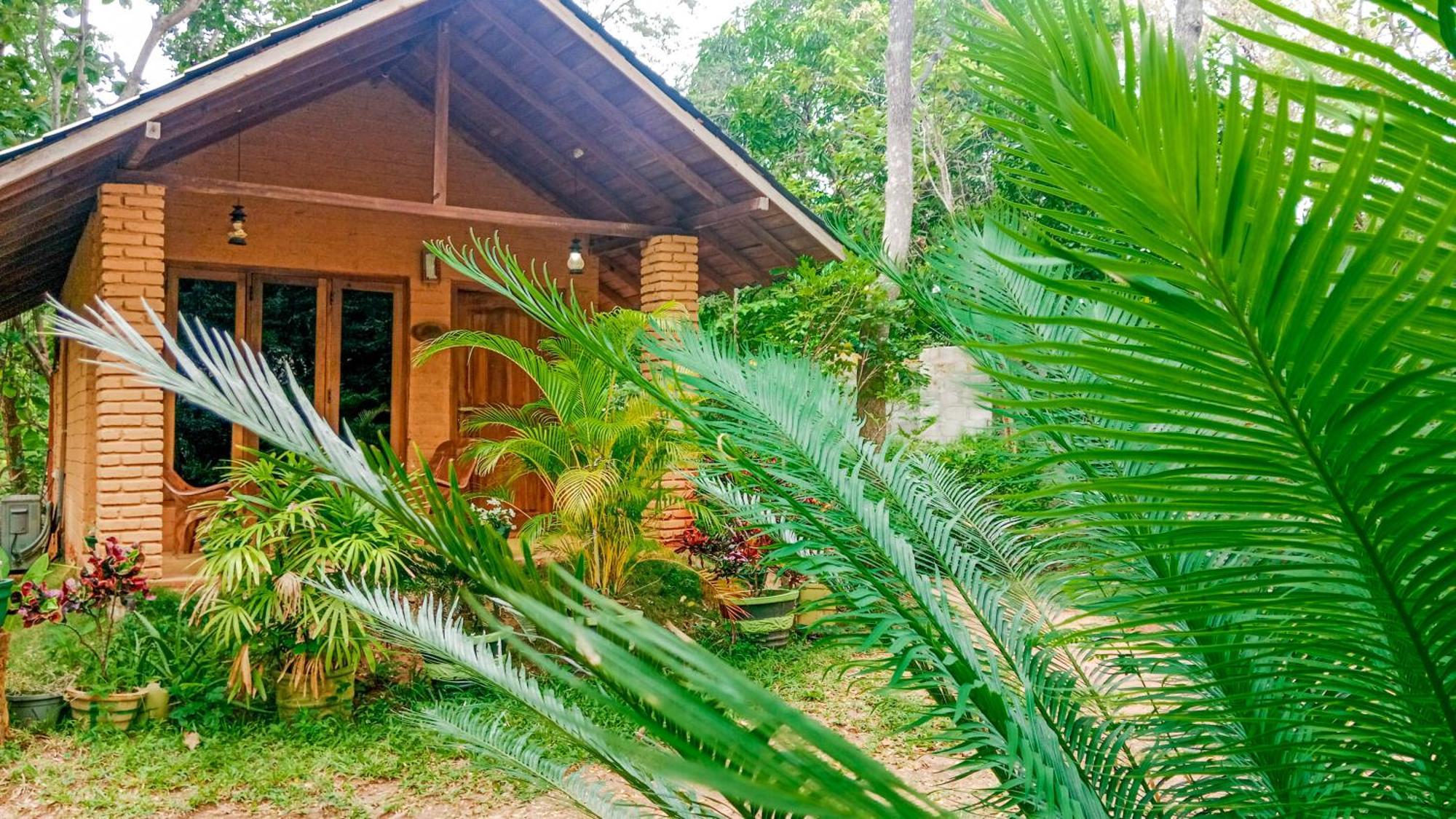 Lotus Eco Villa Sigiriya Exterior photo